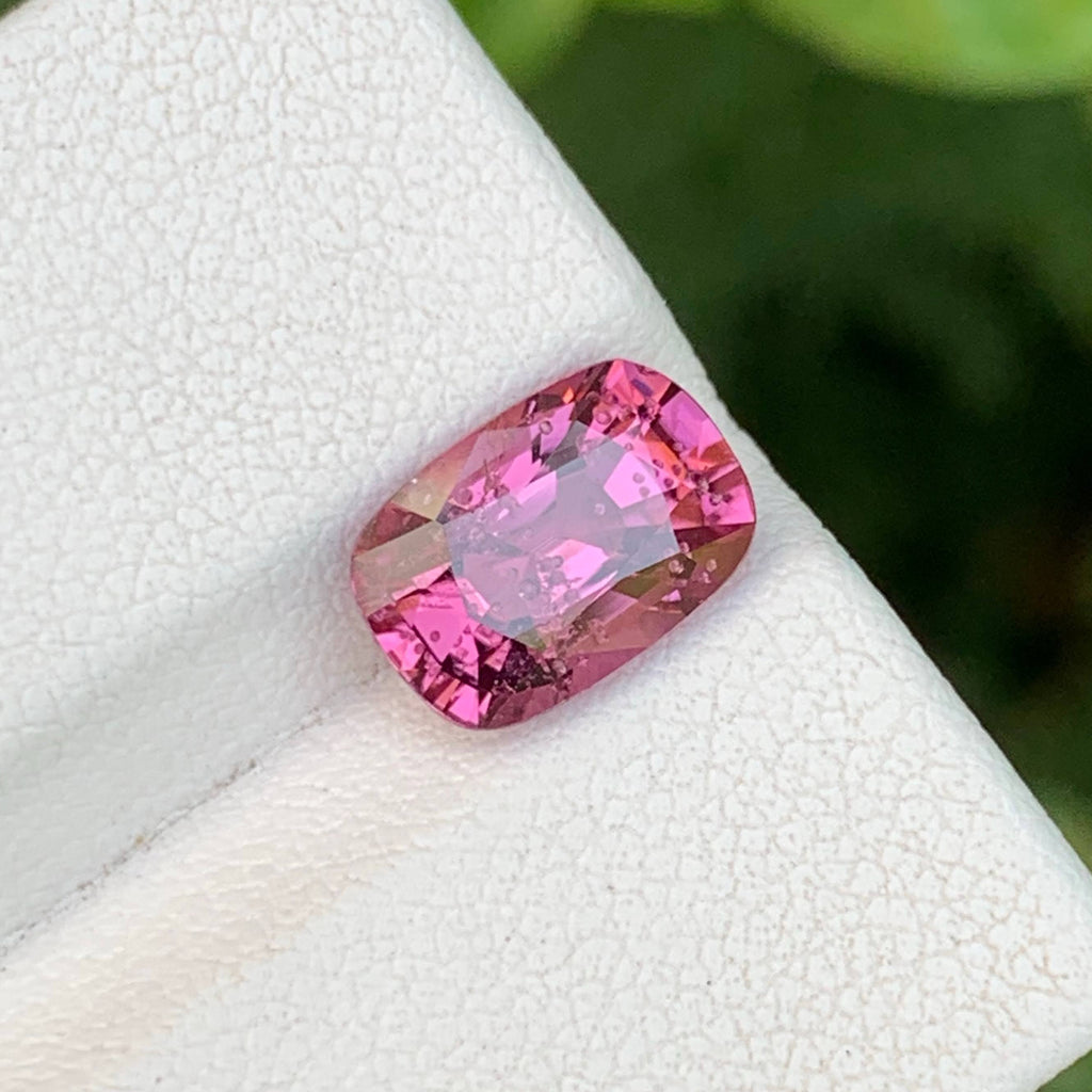 2.90 Carats Hot Pink Spinel Gem