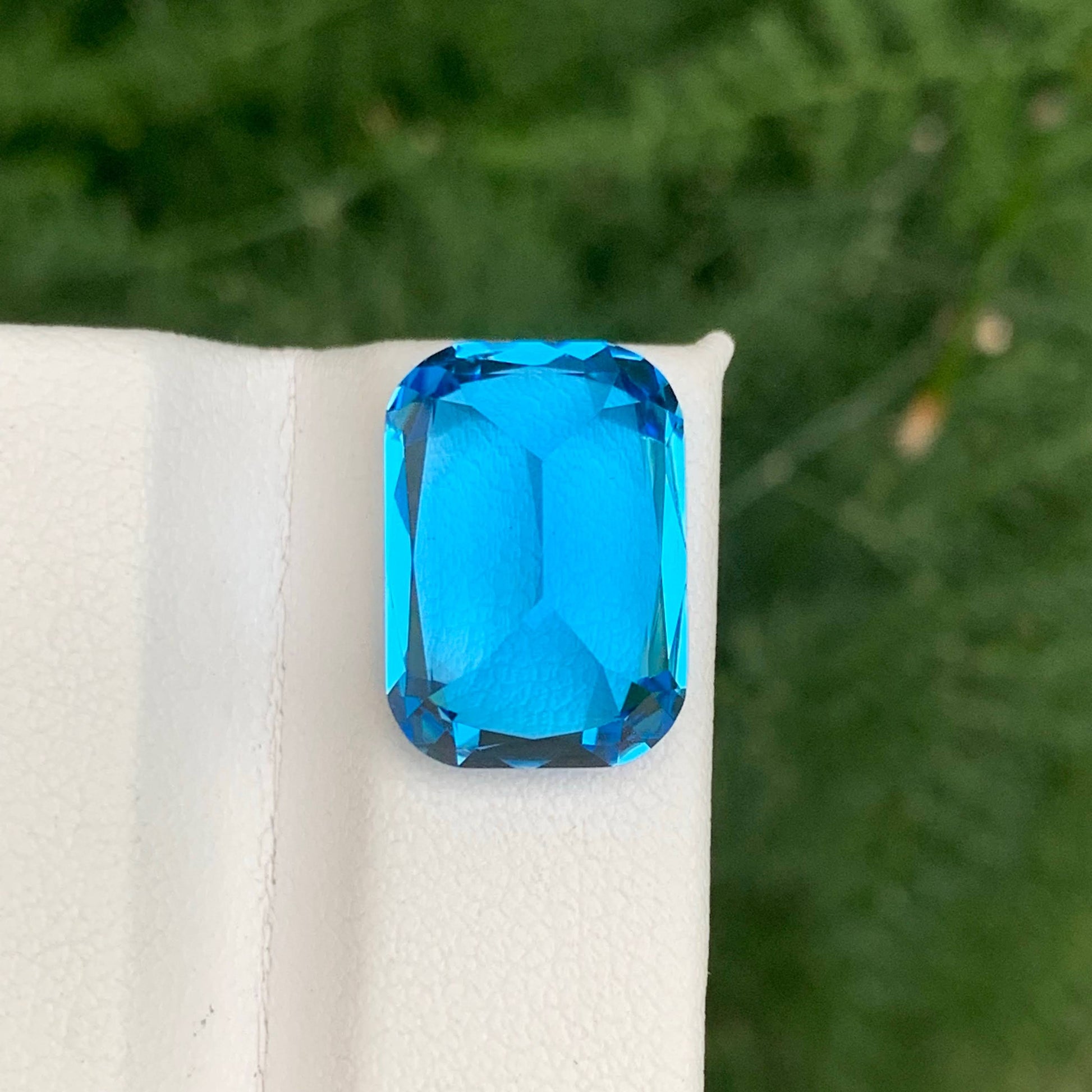 12.55 Carats Neon Blue Topaz