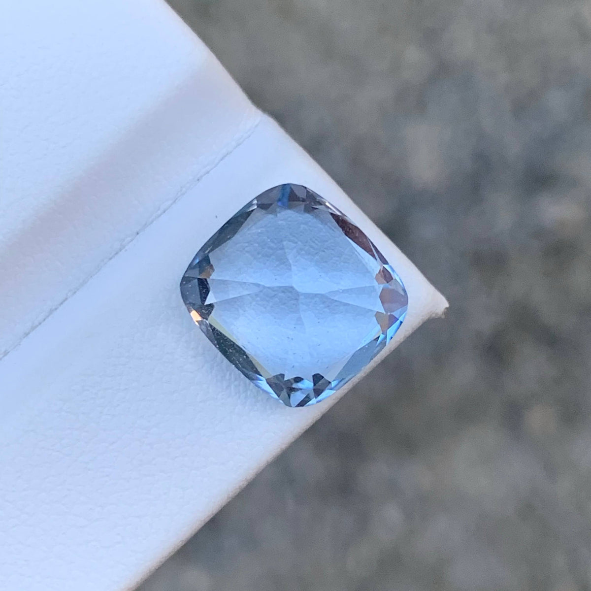 7.00 Carat Natural Aquamarine Goshenite Cushion Cut Gemstone From Pakistan