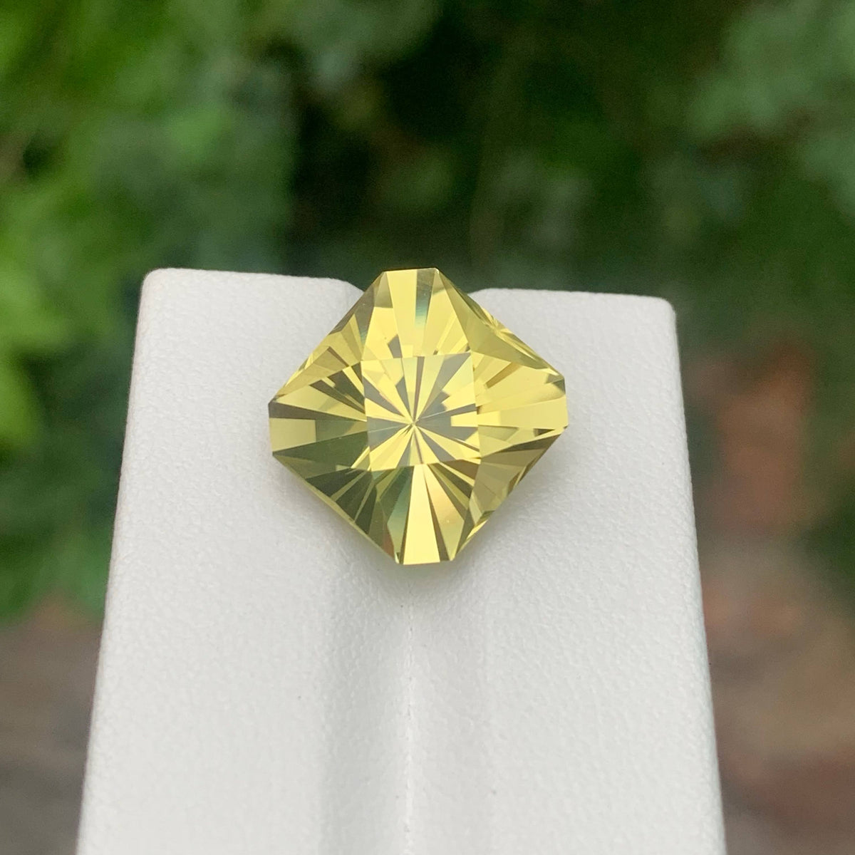 10.45 Carat Natural Loose Lemon Color Citrine Fancy Cut African Gemstone