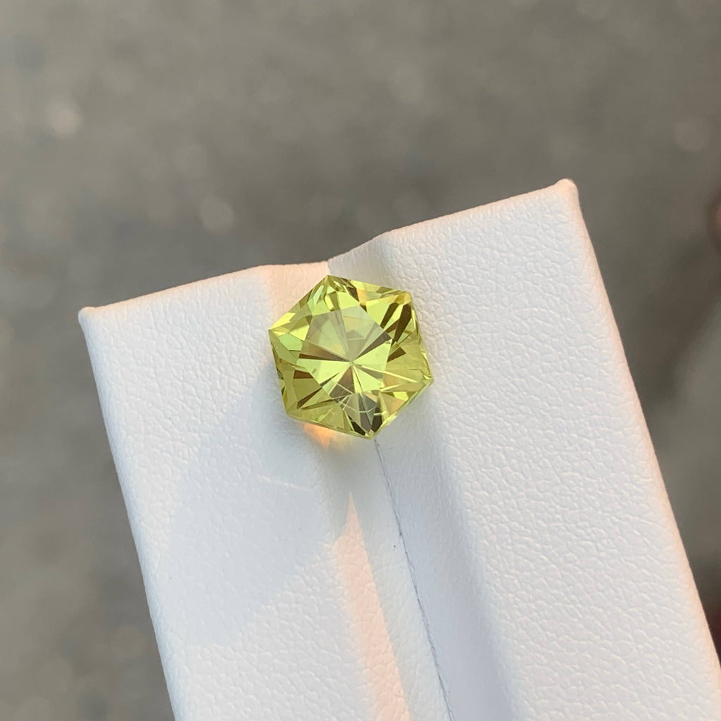 3.90 Carat Lemon Color Citrine Fancy Cut Africa VVS Untreated