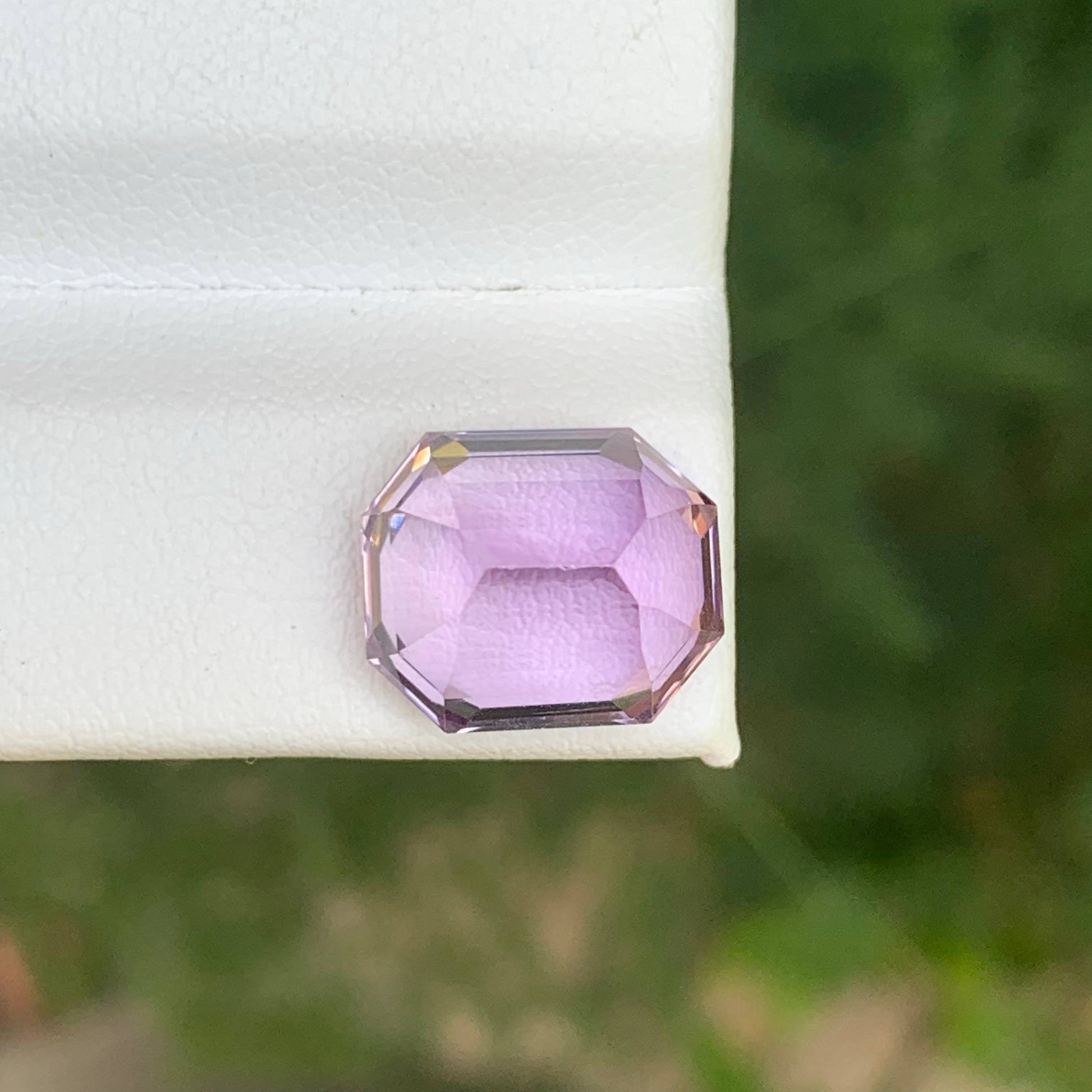 6.95 Carat Purple Amethyst Gem