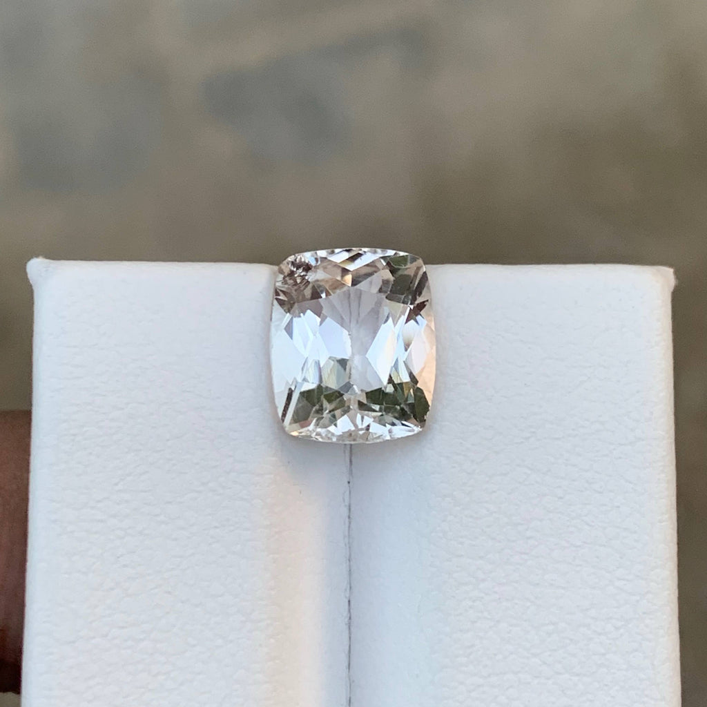 4.40 Carat Natural Loose Golden Color Topaz Stone Cushion Cut Pakistan Gemstone