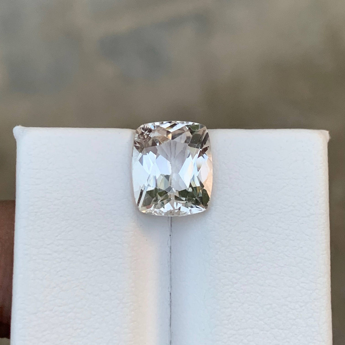 4.40 Carat Natural Loose Golden Color Topaz Stone Cushion Cut Pakistan Gemstone