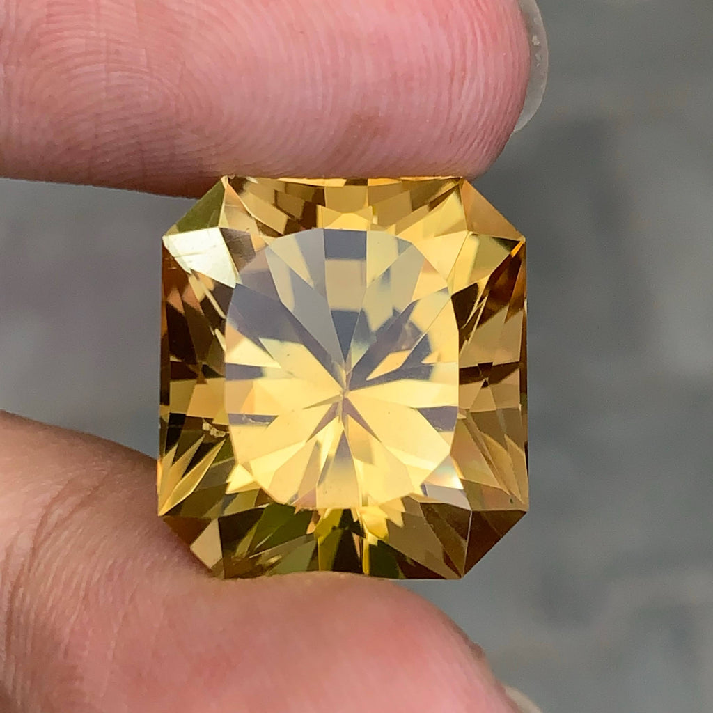 24.65 Ct Golden Citrine Fancy Cut