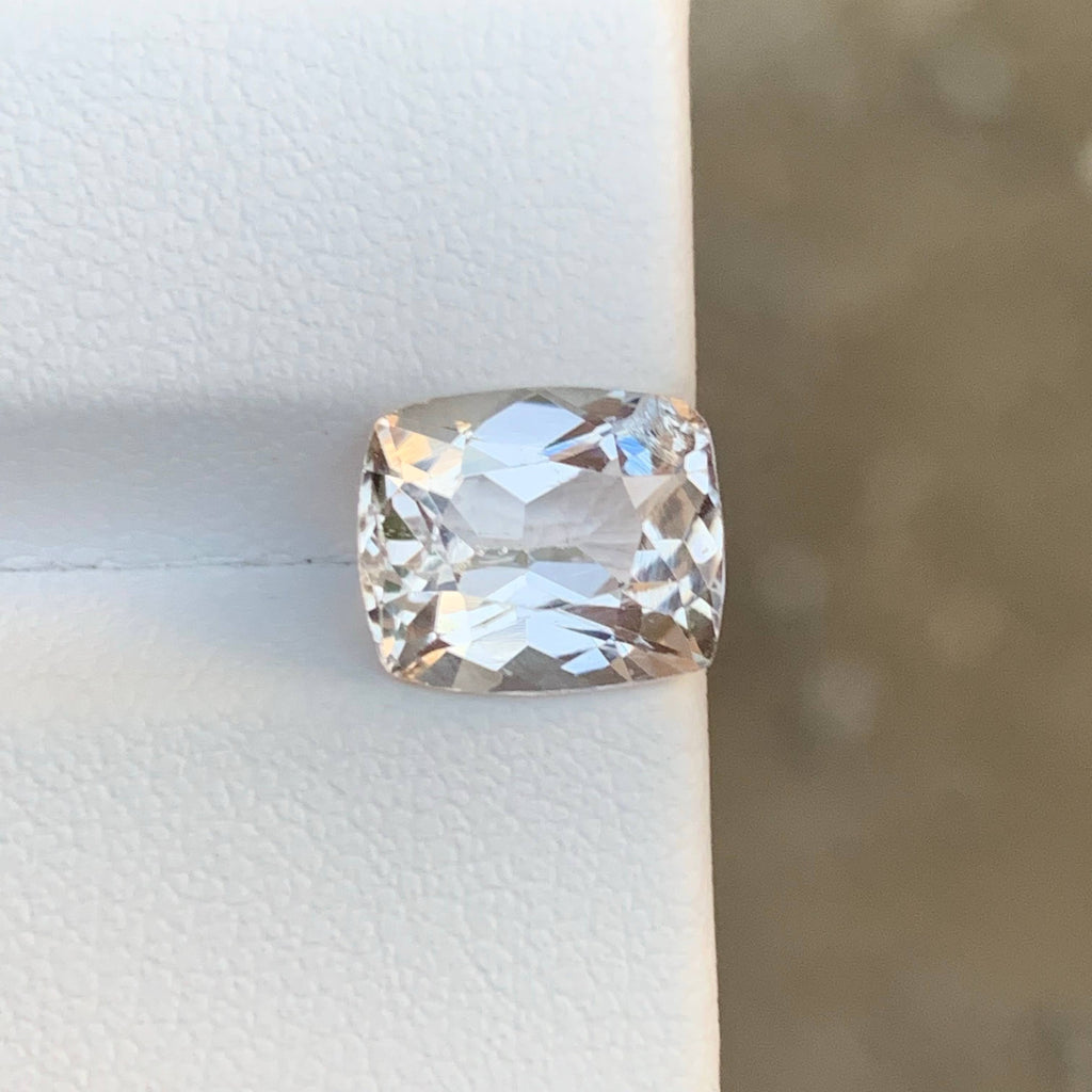4.40 Carat Natural Loose Golden Color Topaz Stone Cushion Cut Pakistan Gemstone