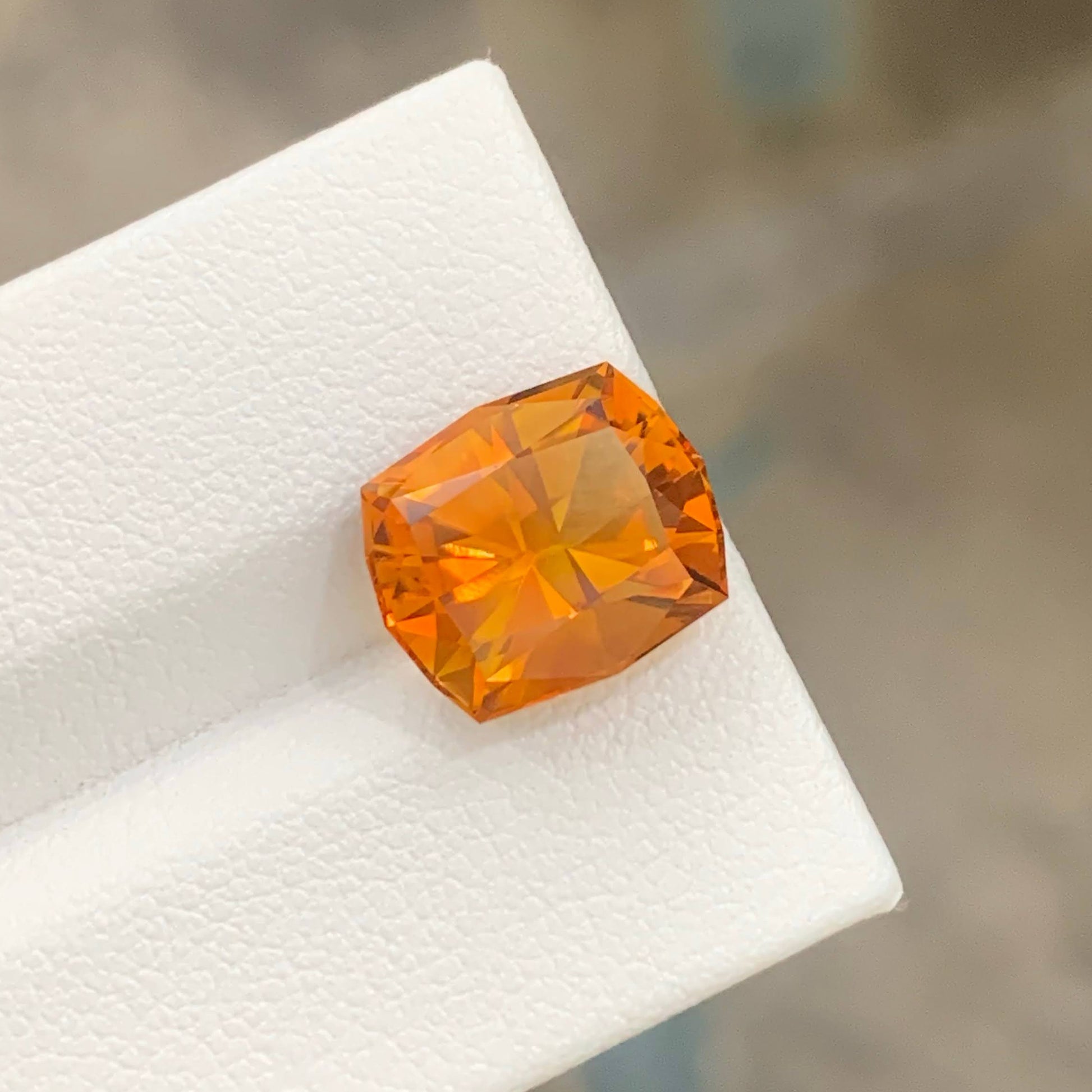 4.95 Carats Madeira Citrine Stone