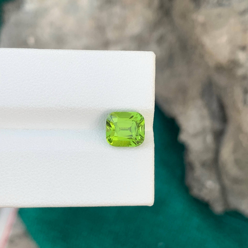 2.95 Carat Natural Loose Apple Green Peridot Cushion Cut Pakistani Gemstone