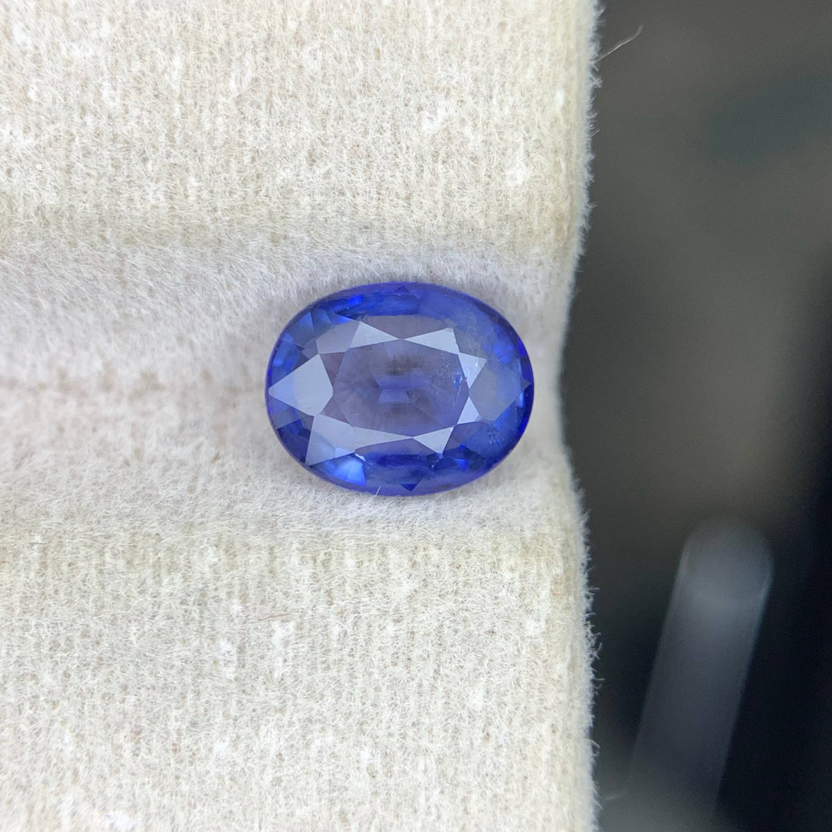 1.35 Carat Natural Loose Blue Color Sapphire Oval Cut Sri Lankan Gemstone