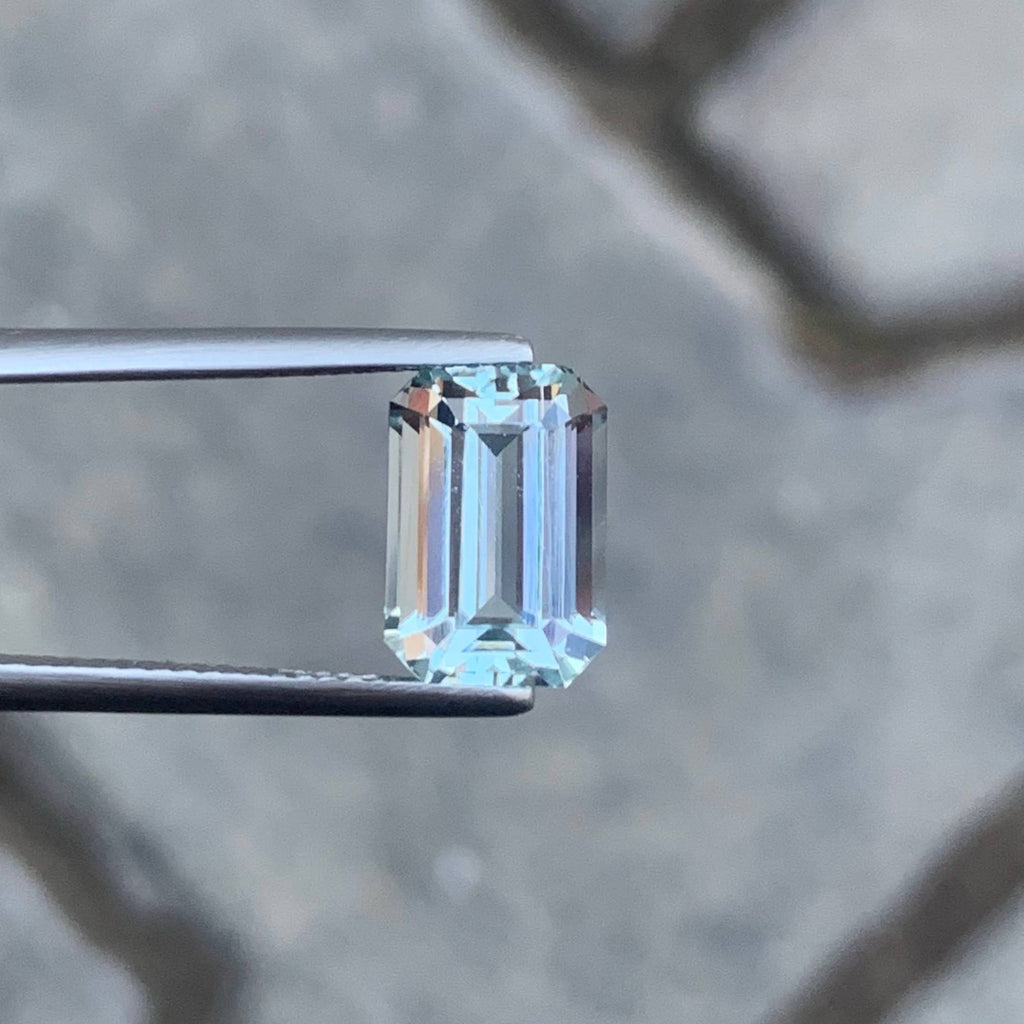 3-35-carat-light-blue-aquamarine-emerald-cut-pakistan-shop-now