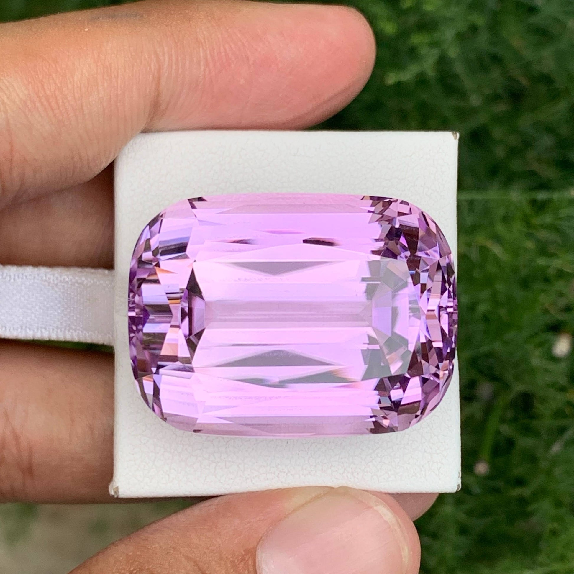 113.75 Carat Natural Pink Kunzite