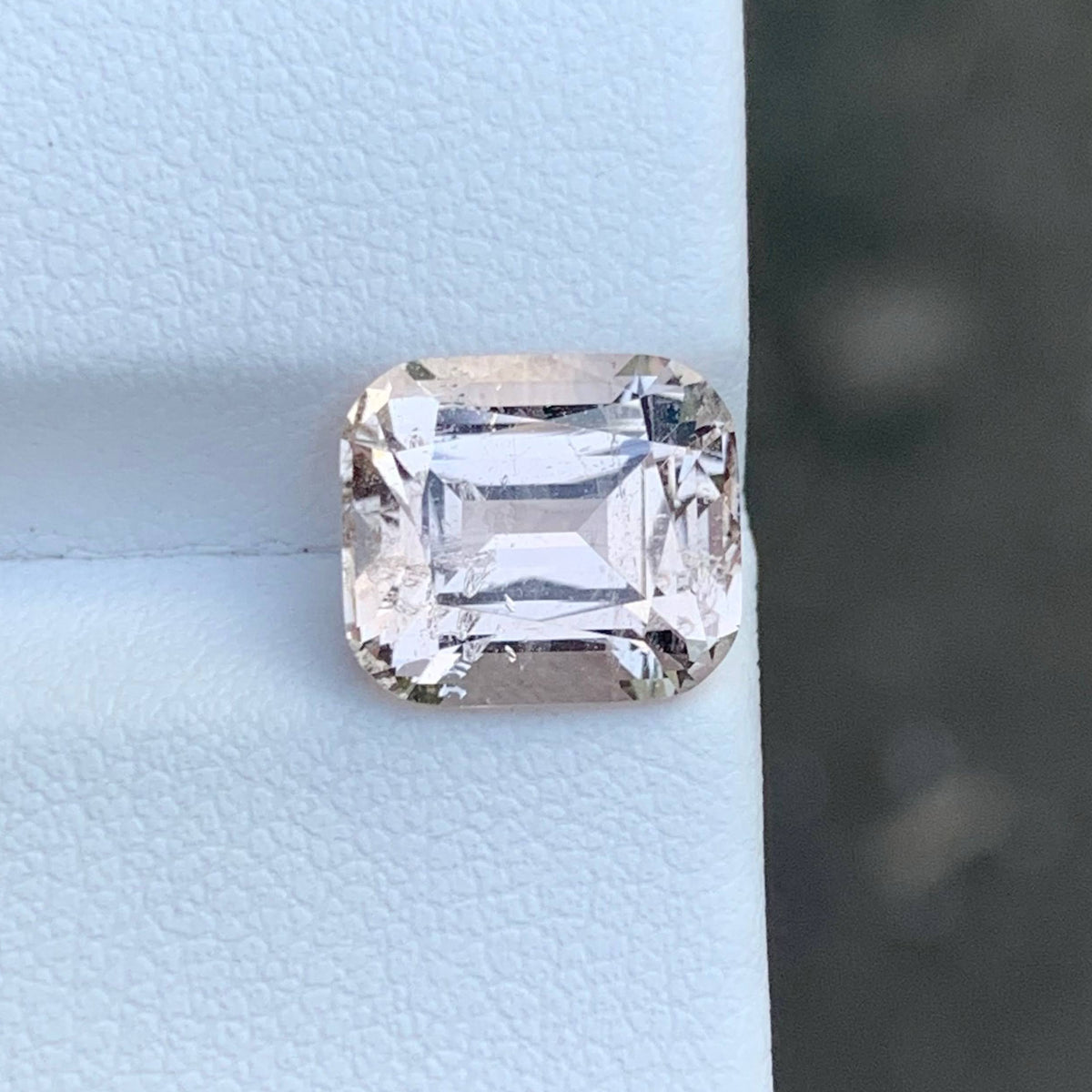 4-70-carat-golden-topaz-cushion-cut-pakistan-shop-now