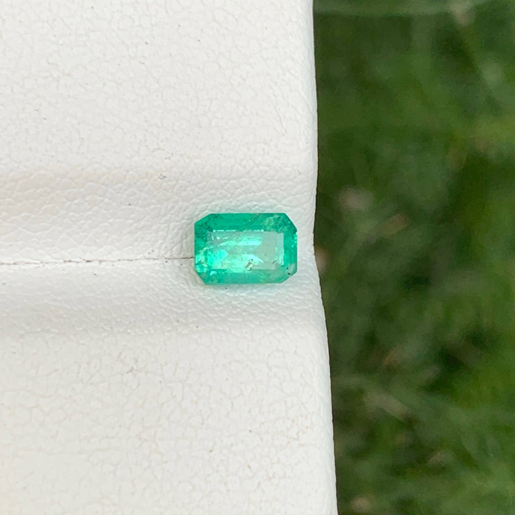 0.75 Carats Loose Zambian Emerald