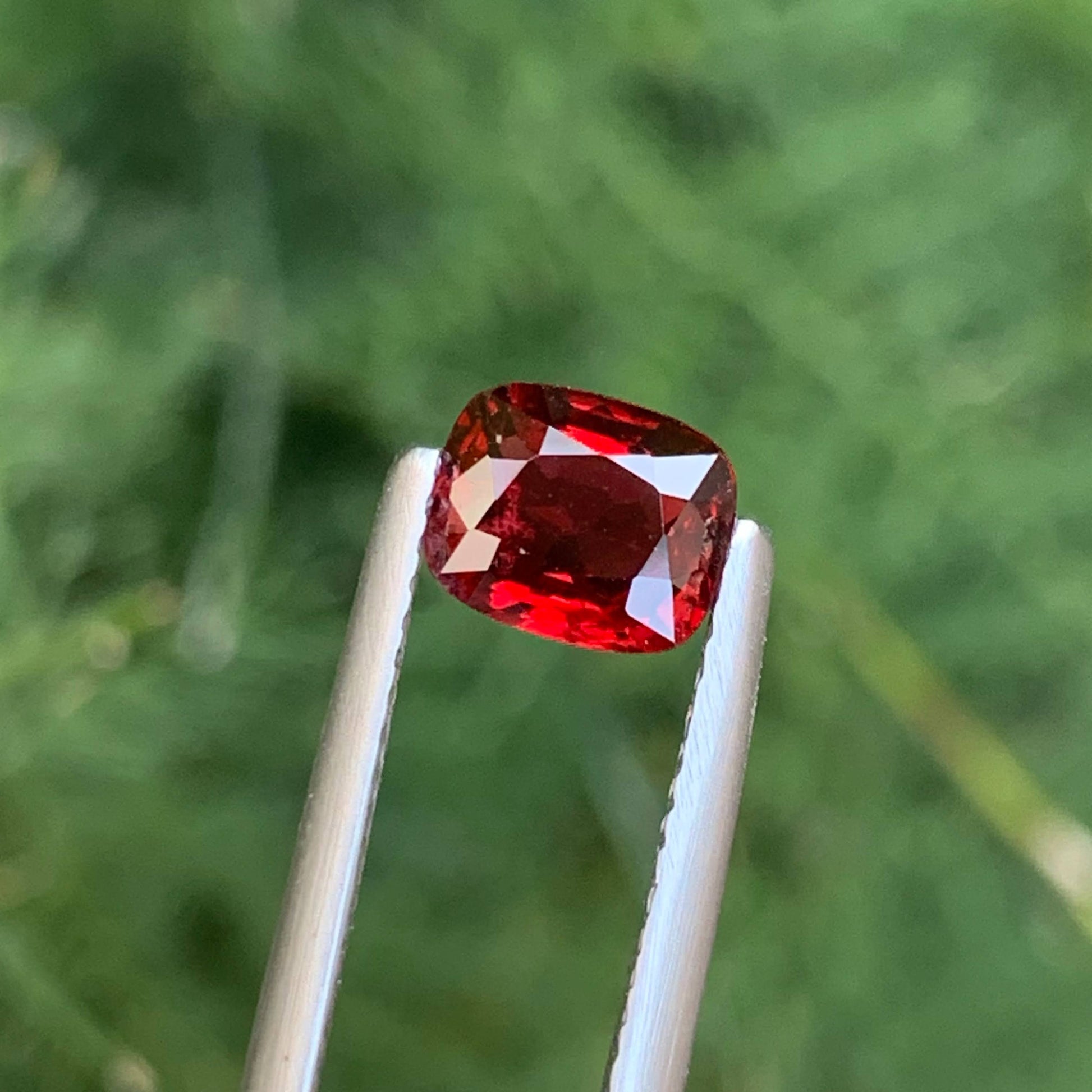 1.00 Carats Red Burma Spinel