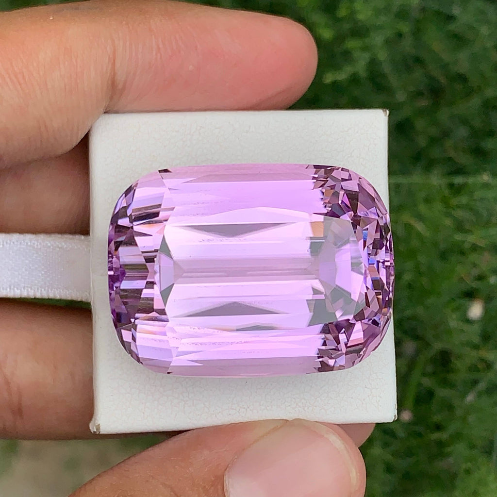 113.75 Carat Natural Pink Kunzite