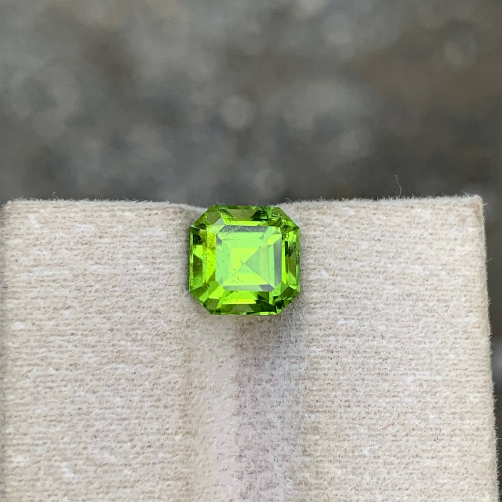 2.60 Carat Natural Loose Green Color Peridot Asscher Cut Pakistan Gemstone