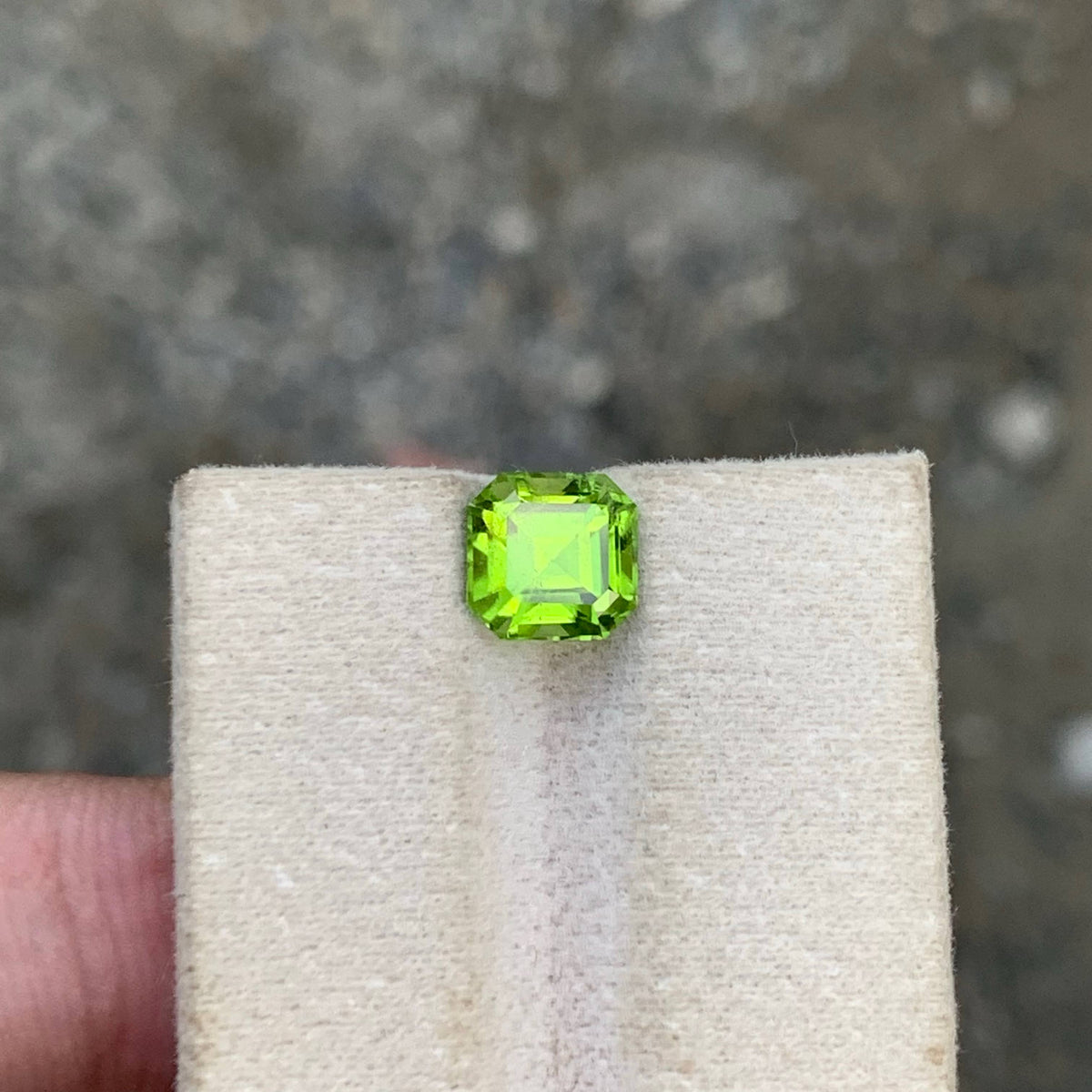2.60 Carat Natural Loose Green Color Peridot Asscher Cut Pakistan Gemstone