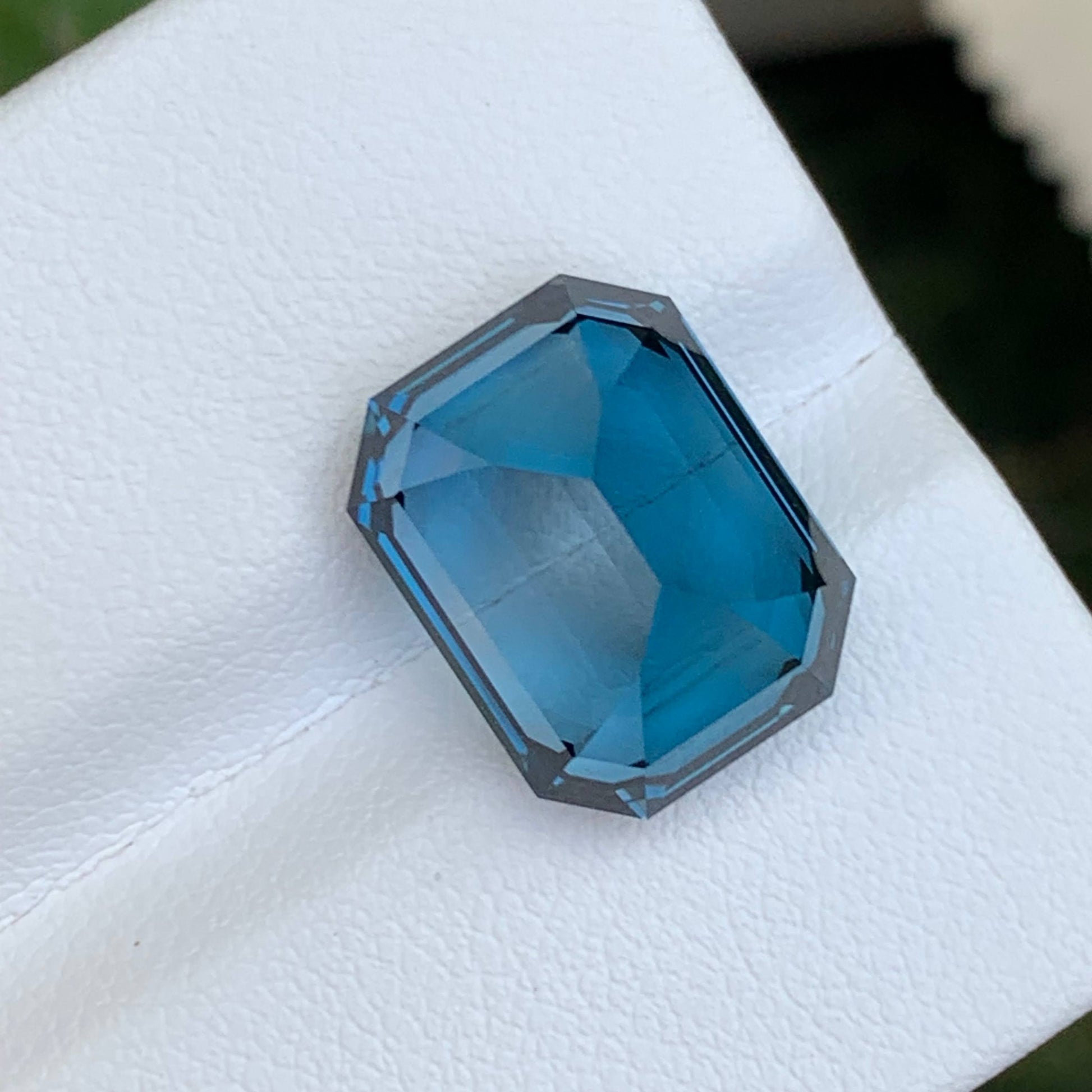 14.24 Ct Natural London Blue Topaz 
