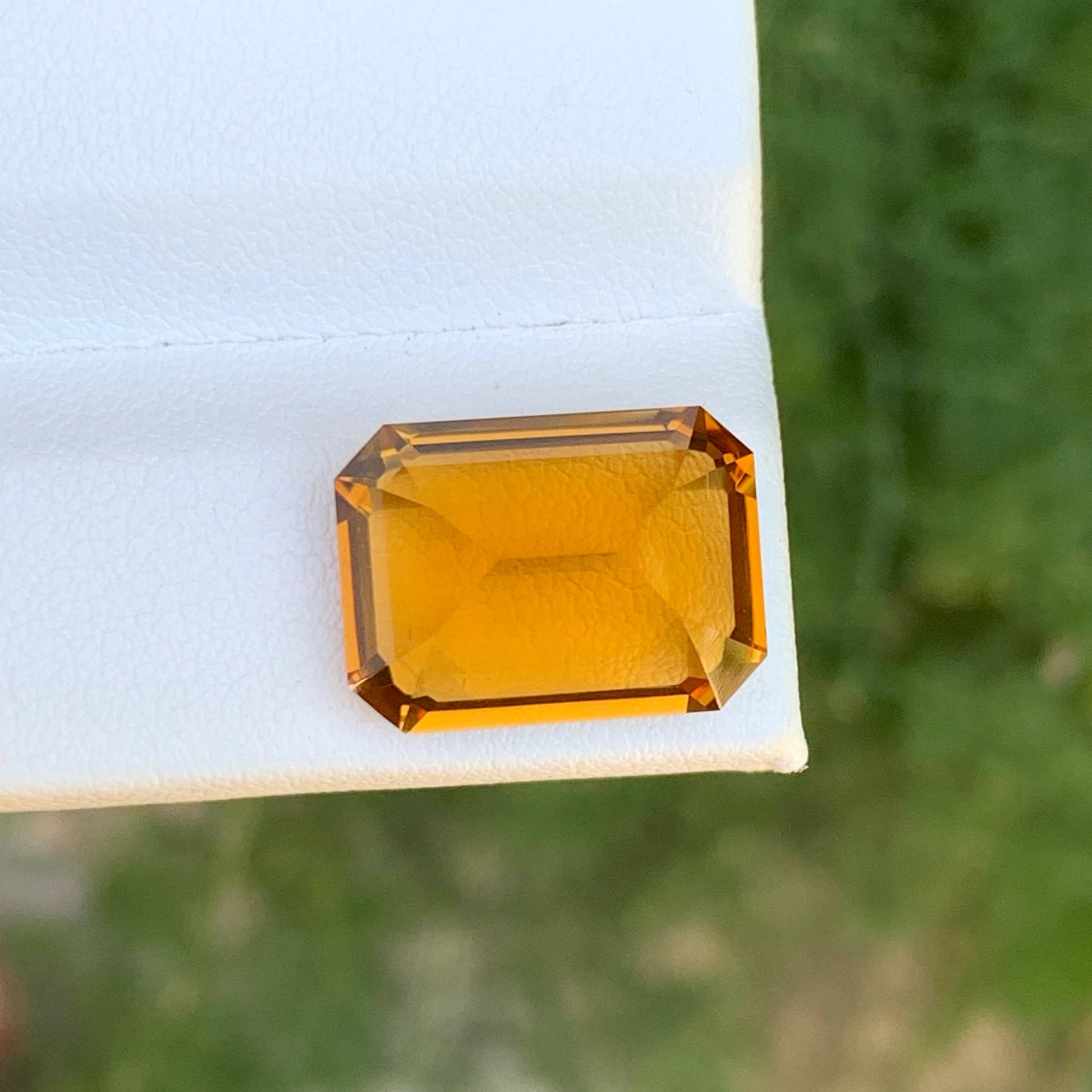 9.15 Carats Honey Color Citrine