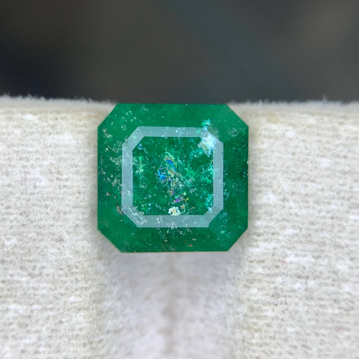 2.45 Carat Green Emerald Asscher Cut Pakistan Gemstone