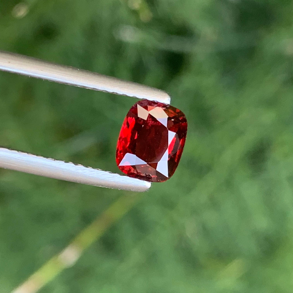 1.00 Carats Red Burma Spinel