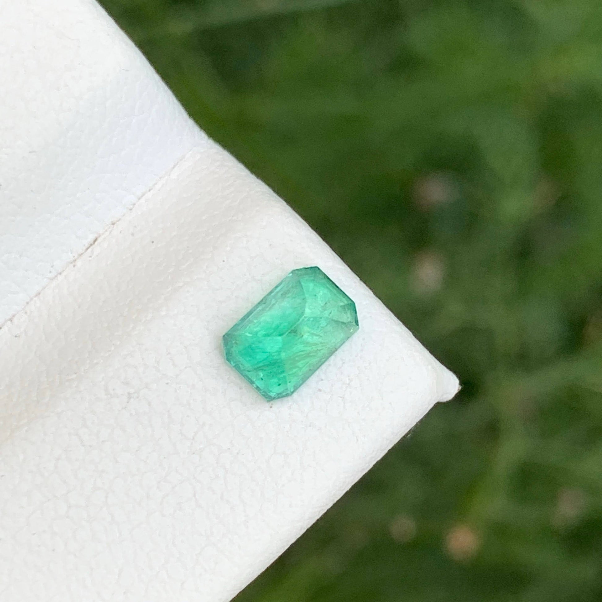 0.75 Carats Loose Zambian Emerald