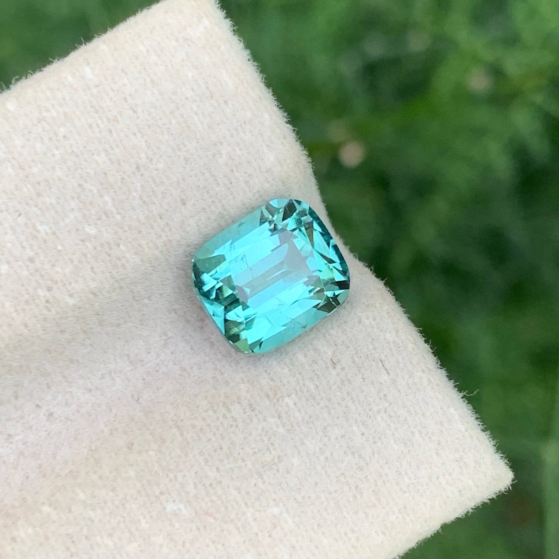 3.25 Carats Seafoam Color Tourmaline