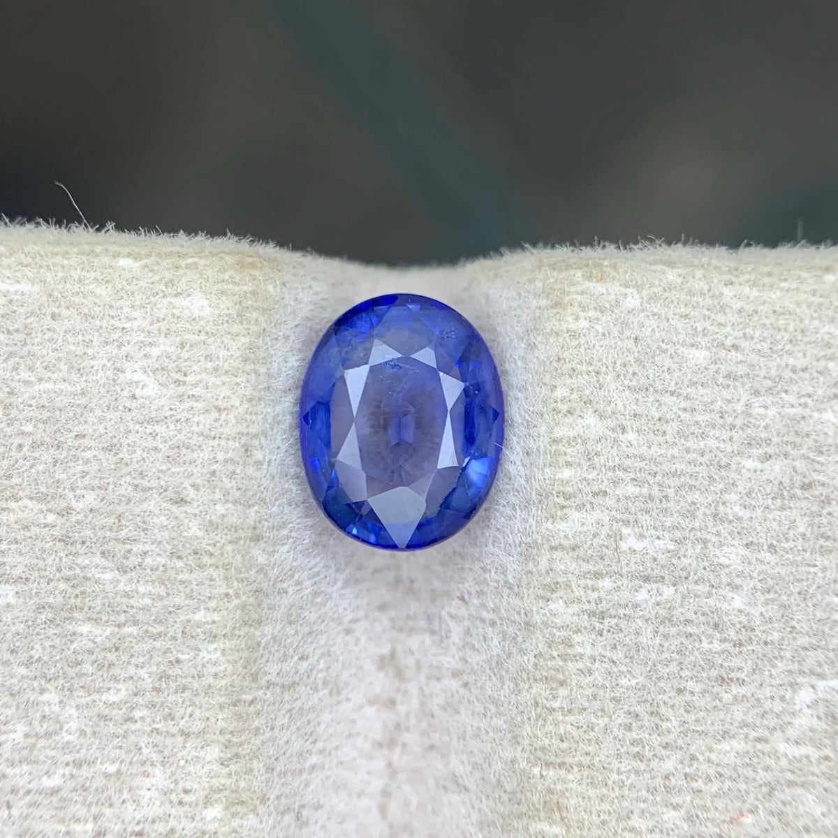 1.35 Carat Natural Loose Blue Color Sapphire Oval Cut Sri Lankan Gemstone