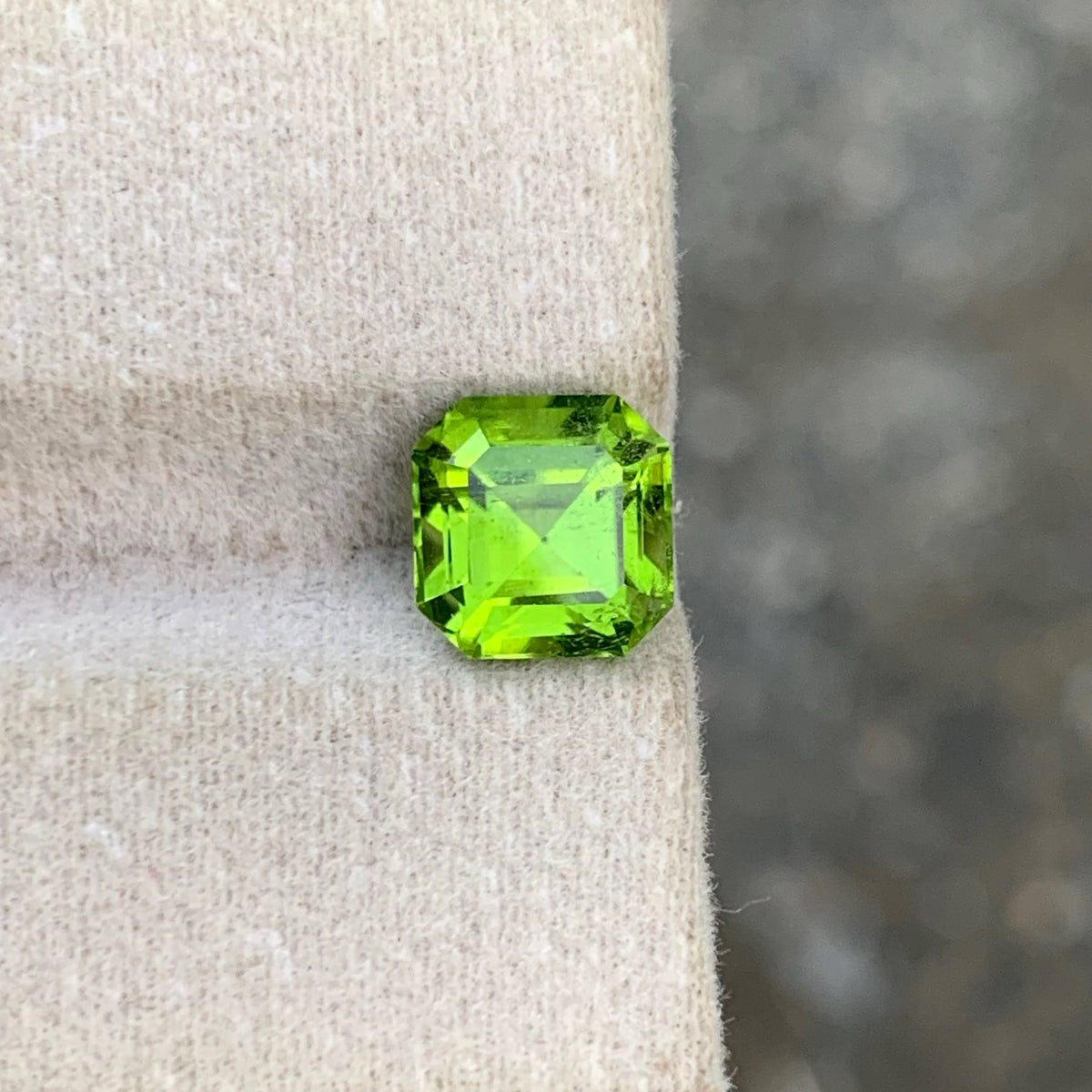 2.60 Carat Natural Loose Green Color Peridot Asscher Cut Pakistan Gemstone