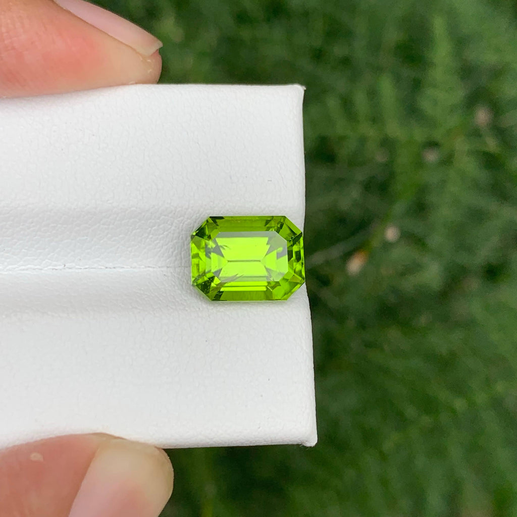 4.65 Carat Apple Green Peridot