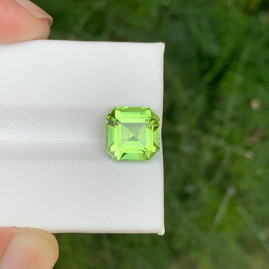 4.70 Carat Apple Green Peridot