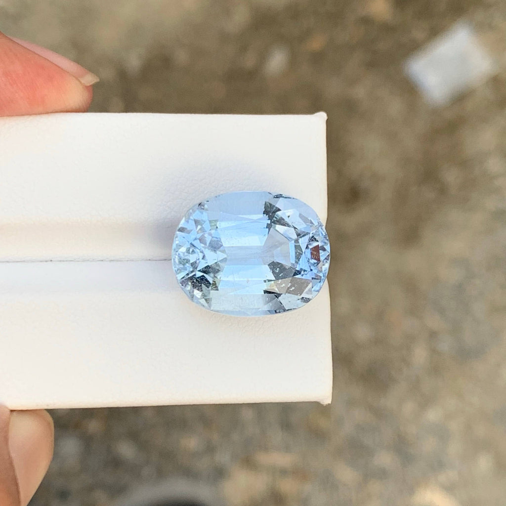 17.35 Carat Natural Aquamarine Goshenite Fancy Oval Cut From Pakistan