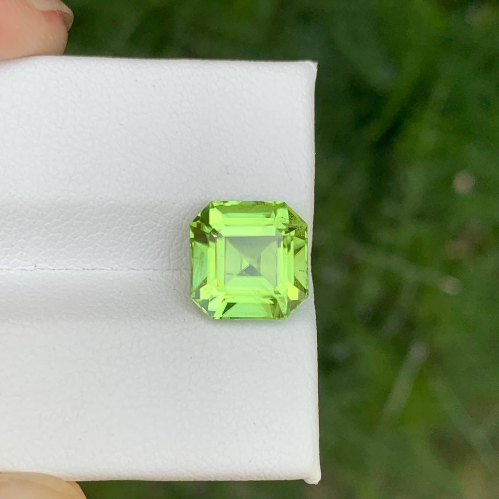 4.70 Carat Apple Green Peridot