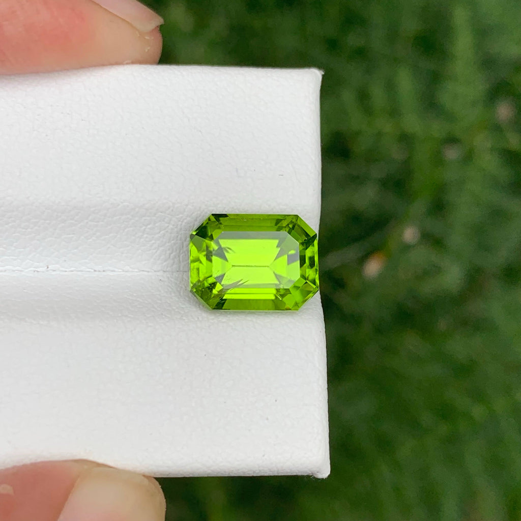 4.65 Carat Apple Green Peridot