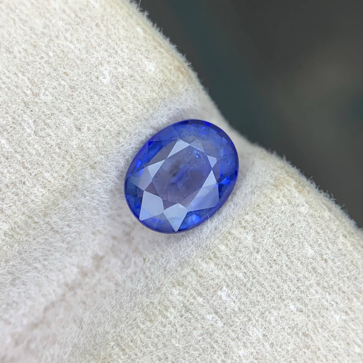 1.35 Carat Natural Loose Blue Color Sapphire Oval Cut Sri Lankan Gemstone