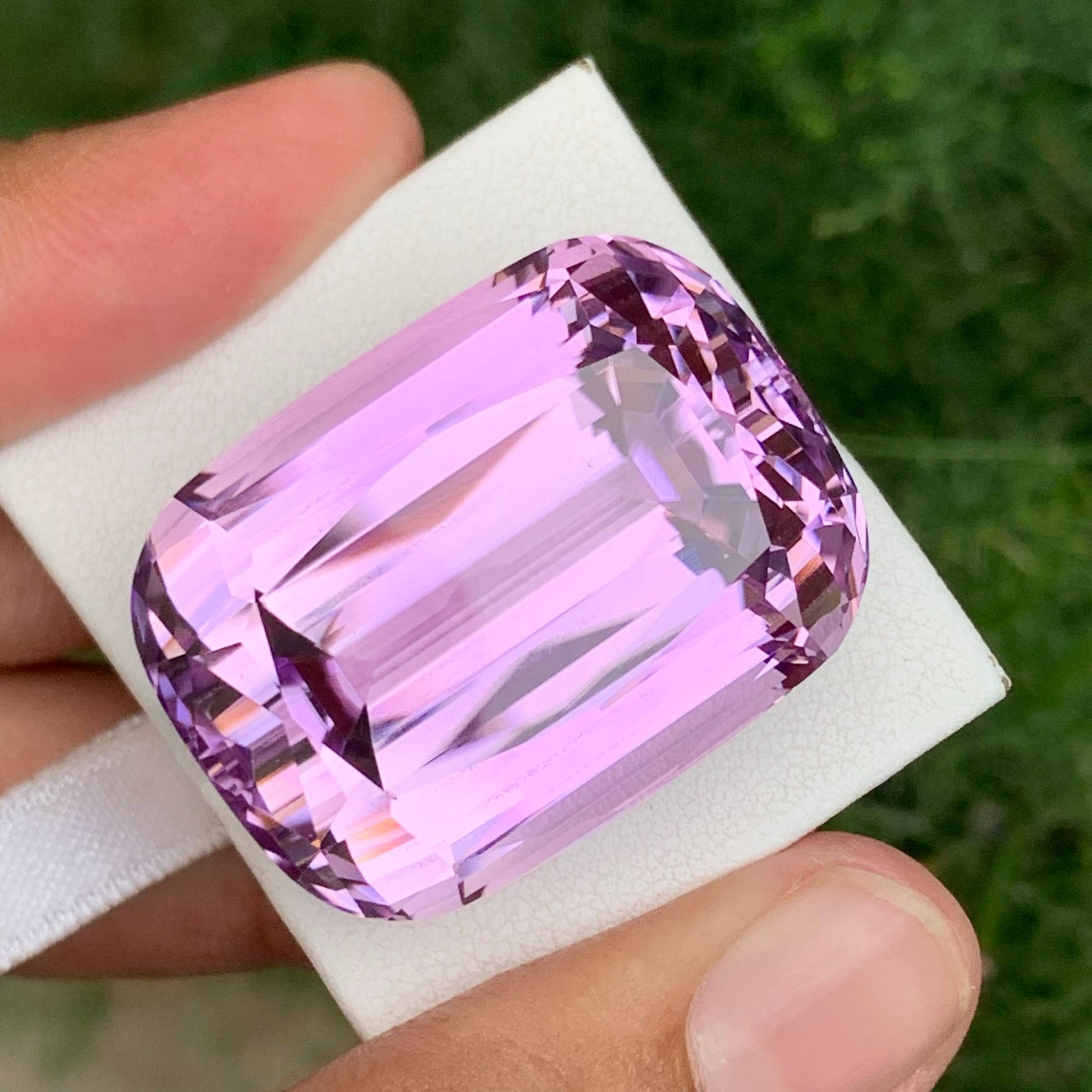 113.75 Carat Natural Pink Kunzite