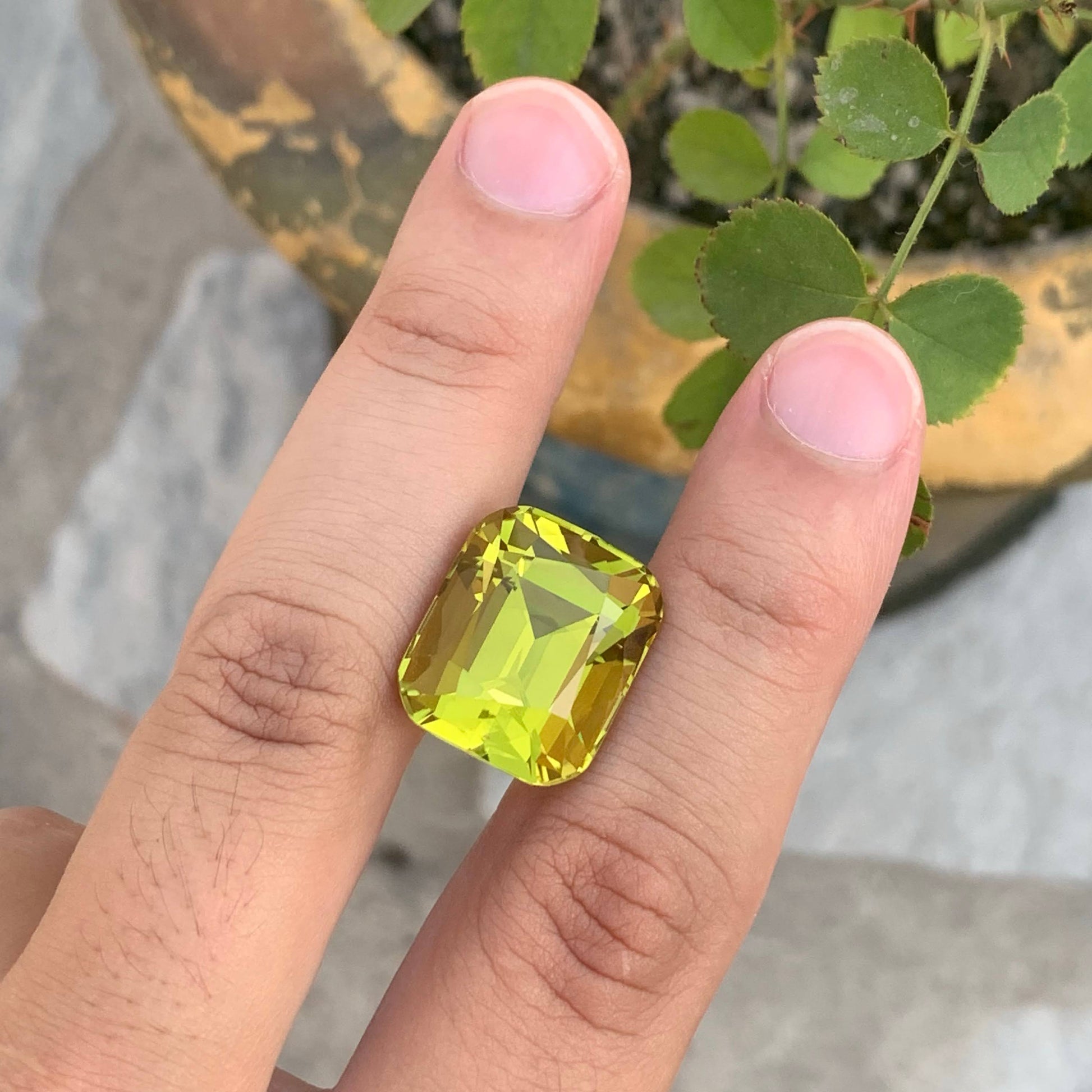 28.30 Ct Natural Lemon Citrine
