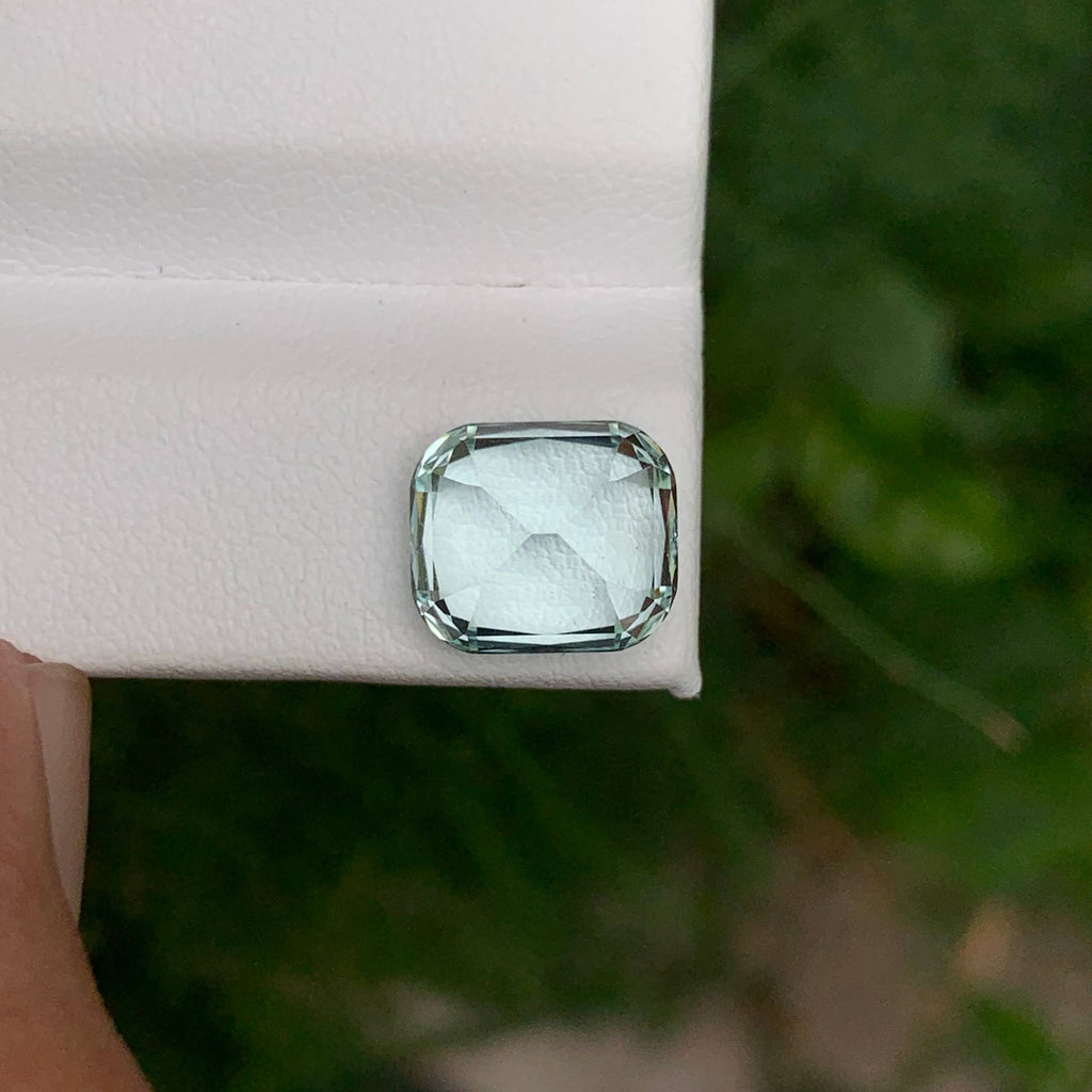 5.00 Carats Light Blue Aquamarine