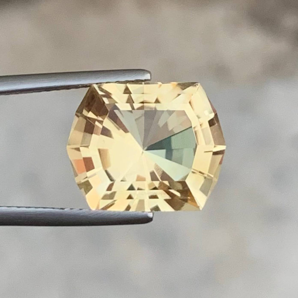 7.90 Ct Golden Citrine Fancy Cut