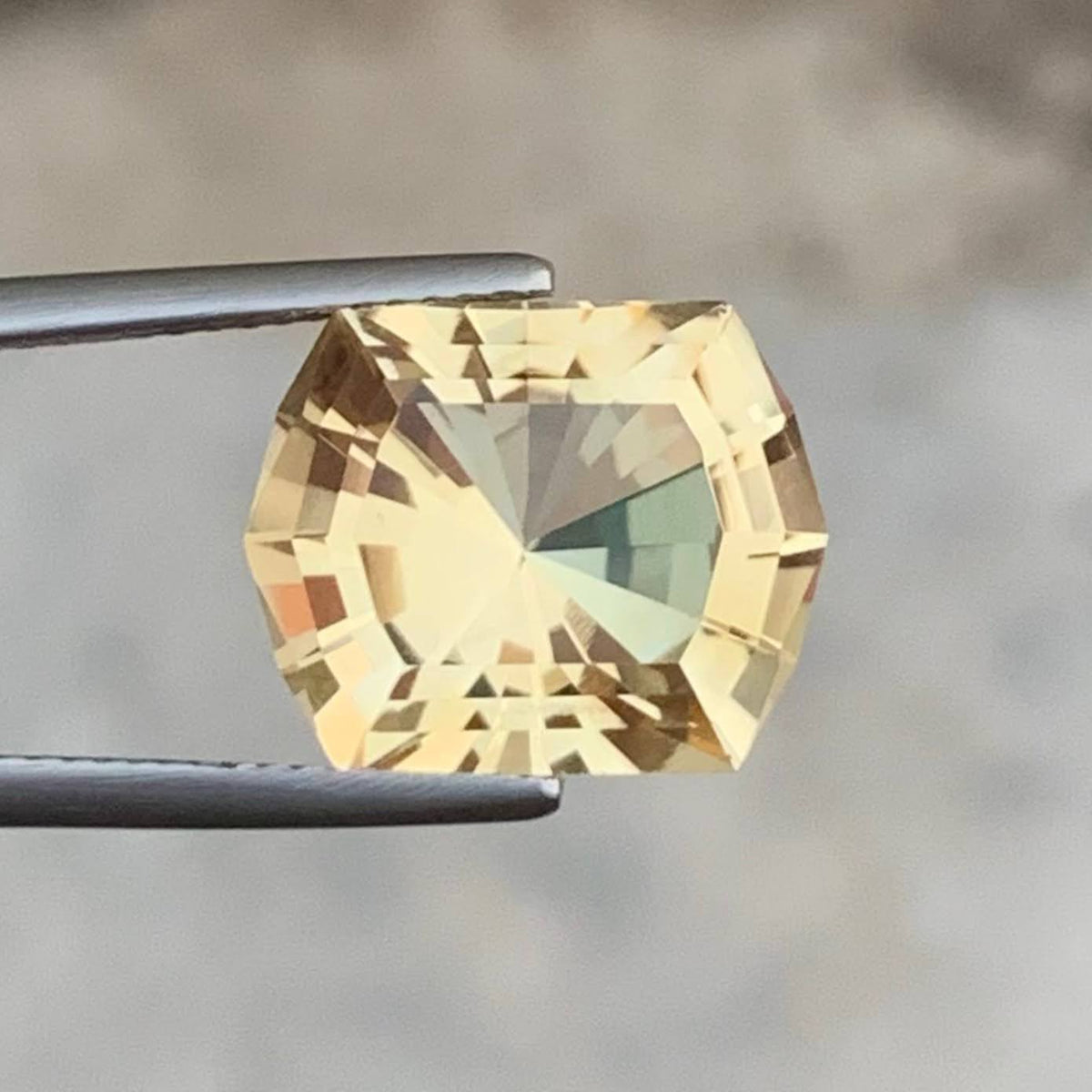 7.90 Ct Golden Citrine Fancy Cut