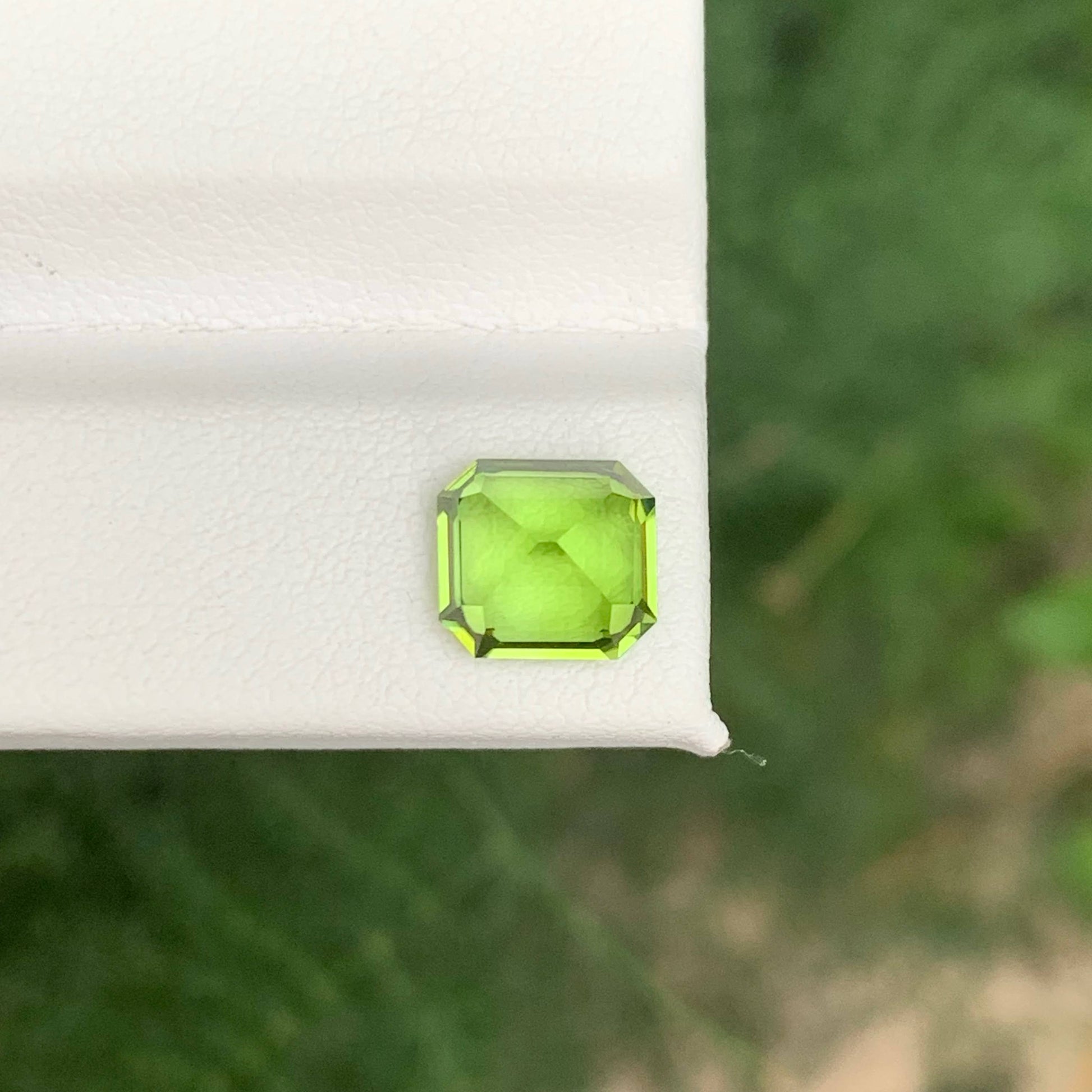2.75 Carat Apple Green Peridot