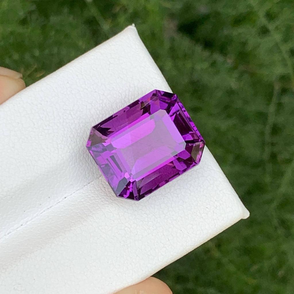14.20 Carat Purple Amethyst Gem