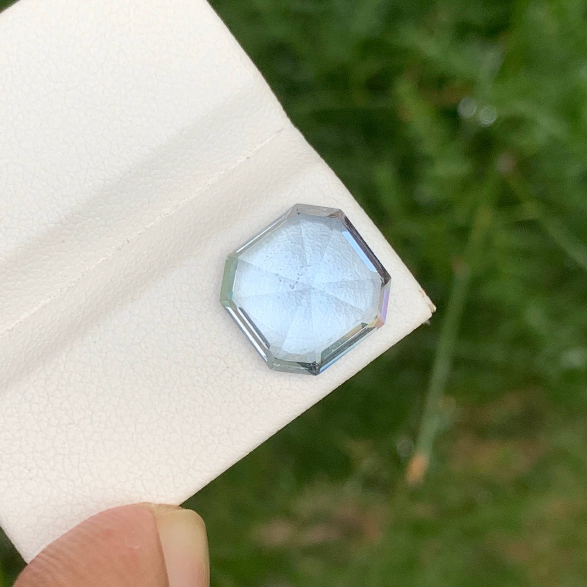 5.85 Carats Deep Blue Aquamarine
