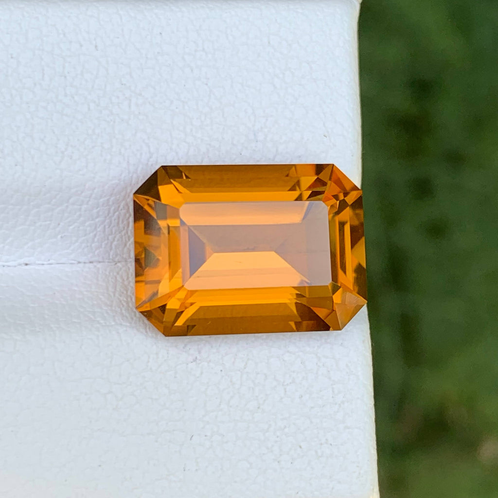 9.15 Carats Honey Color Citrine