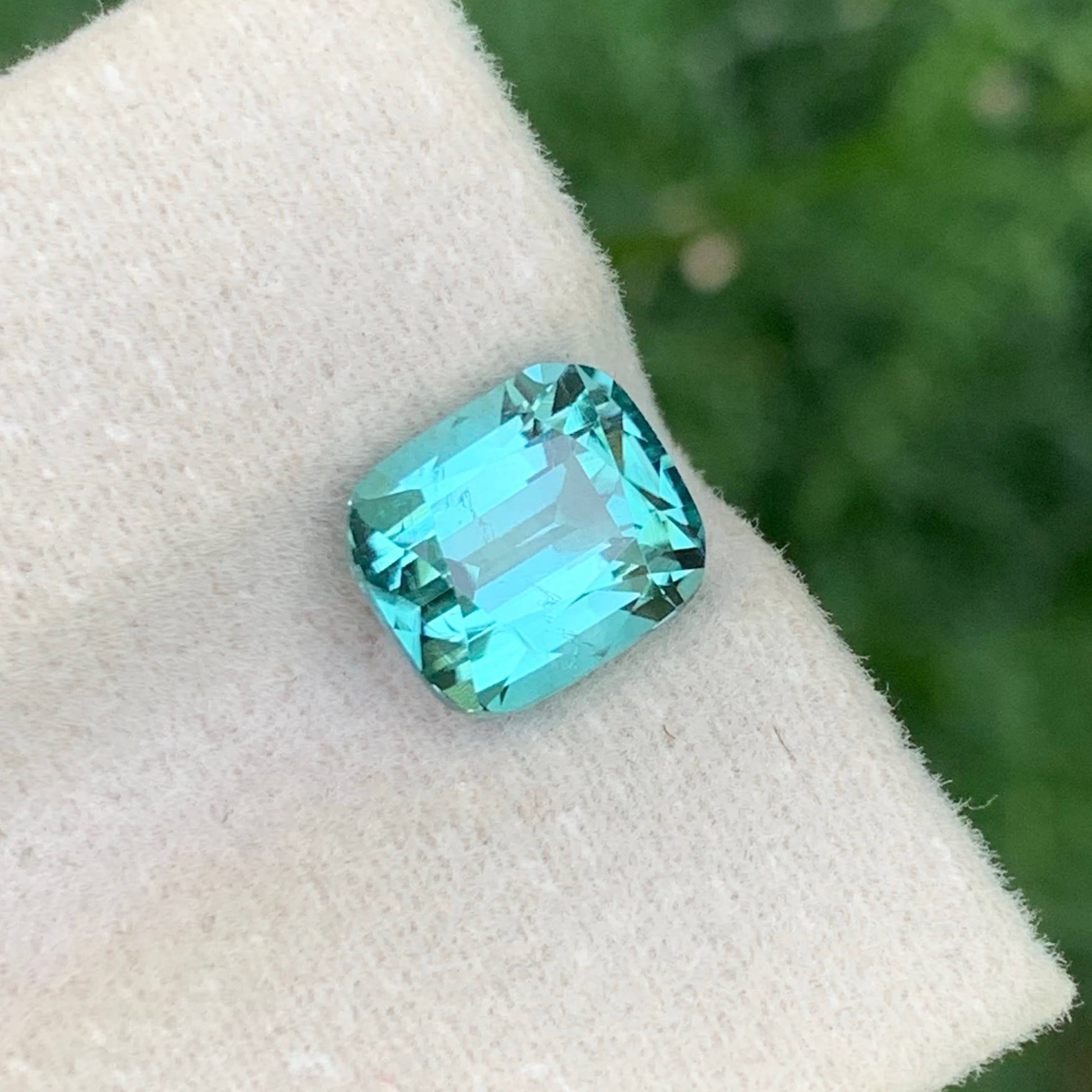 3.25 Carats Seafoam Color Tourmaline