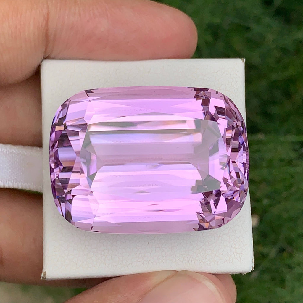 113.75 Carat Natural Pink Kunzite