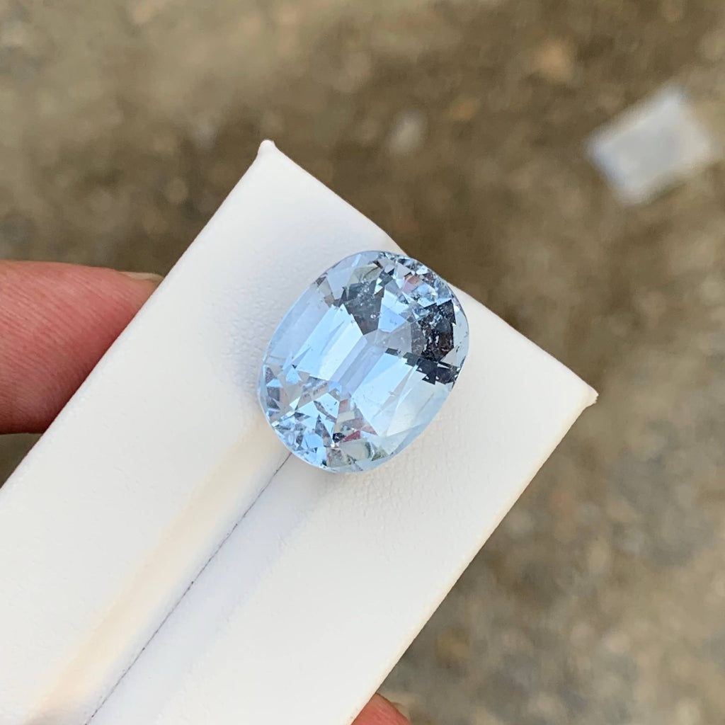 17.35 Carat Natural Aquamarine Goshenite Fancy Oval Cut From Pakistan