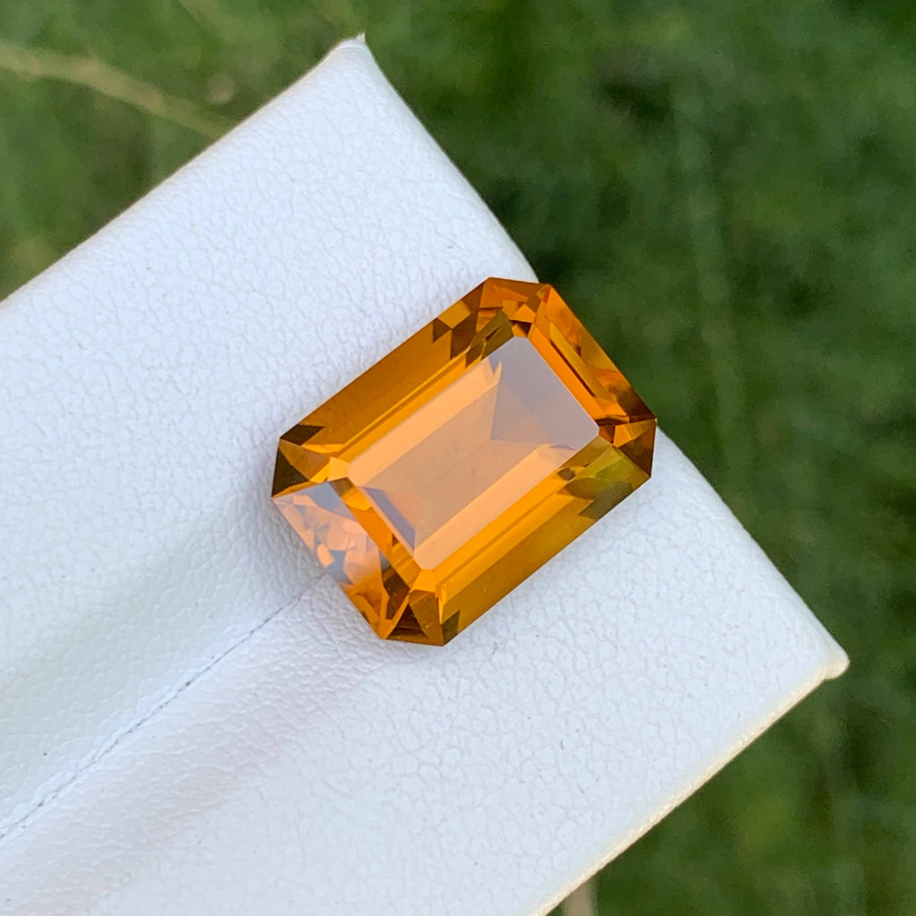 9.15 Carats Honey Color Citrine