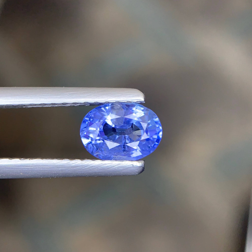 1.00 Carat Natural Loose Blue Color Sapphire Stone Oval Cut Sri Lankan Gemstone