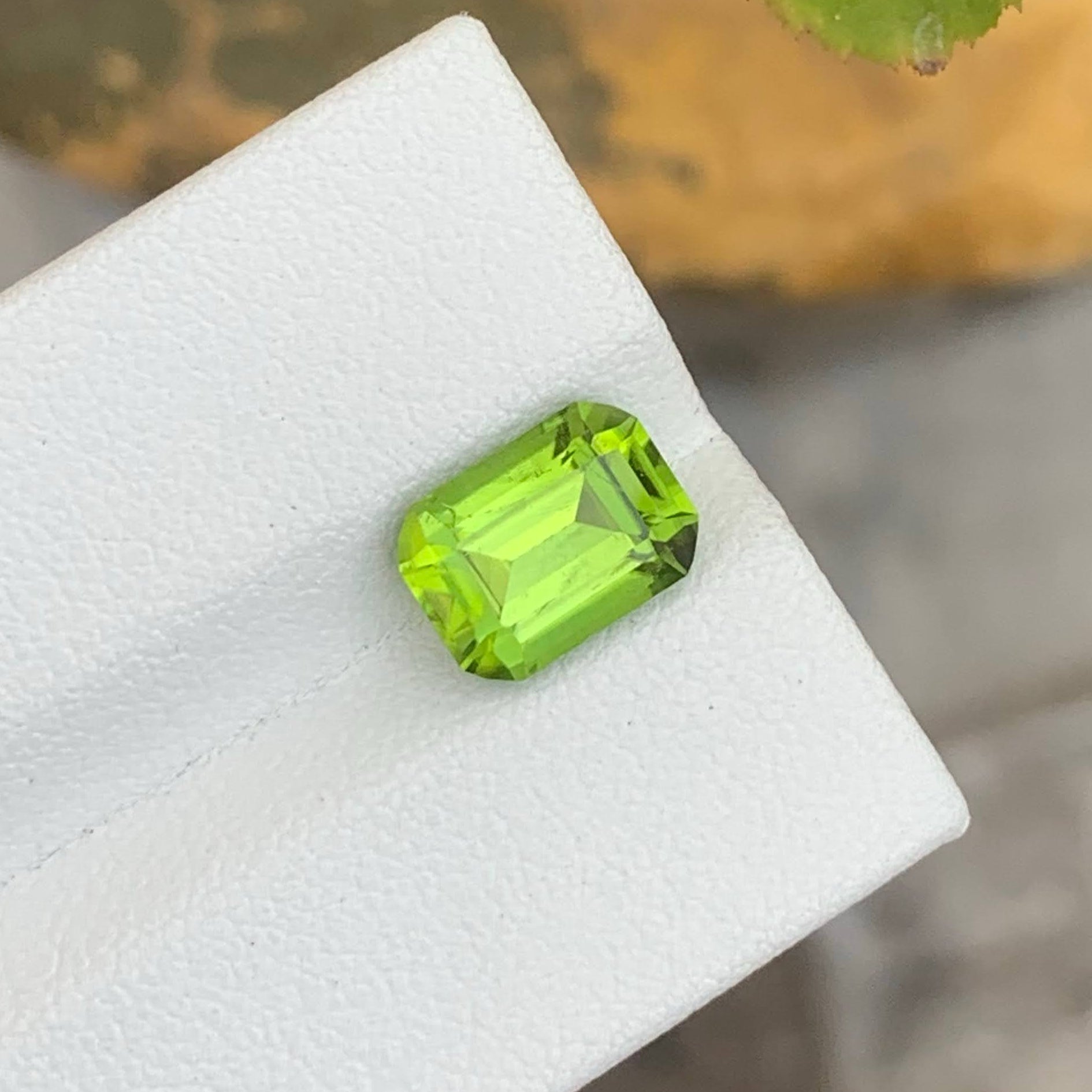 2.90 Ct Natural Apple Green Peridot Emerald